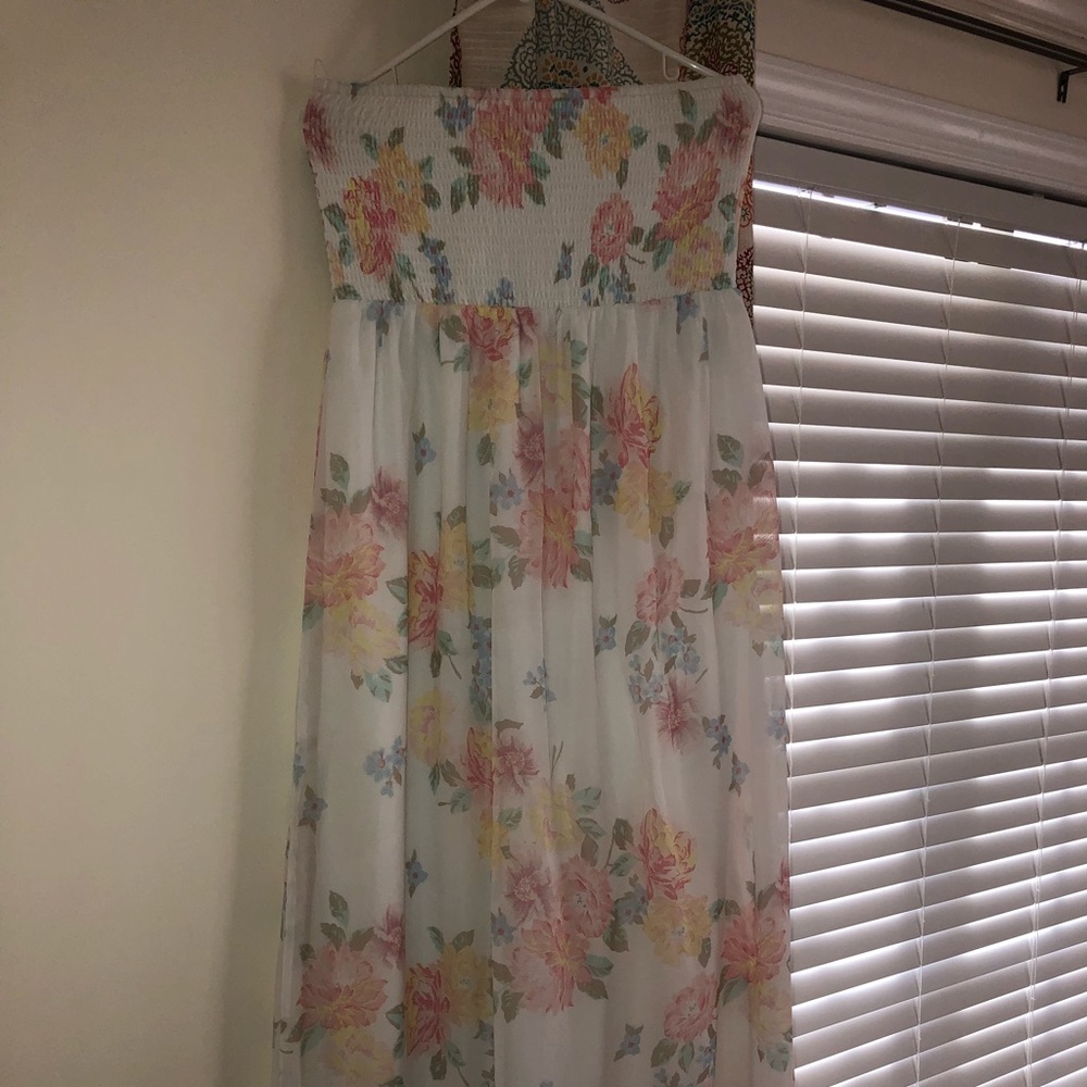 Old Navy strapless chiffon floral maxi dress